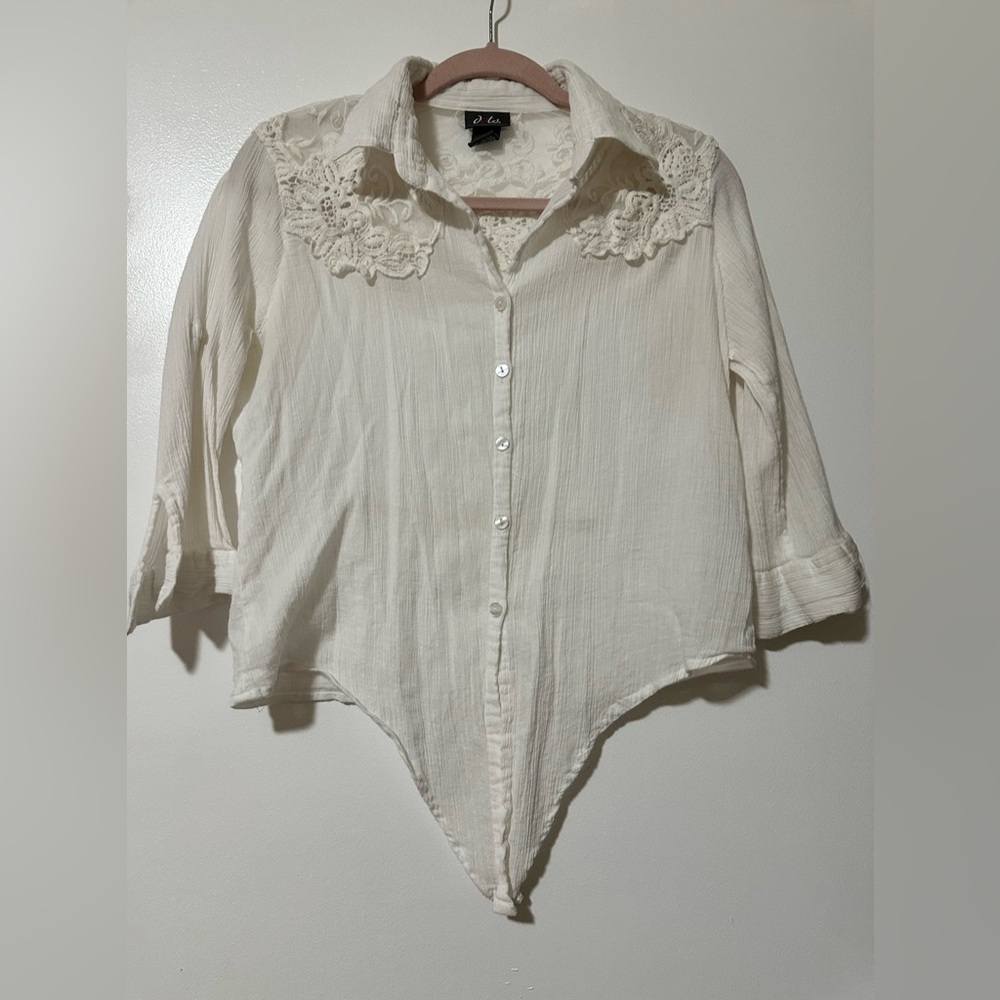 Zara Women’s Cream Button-Up Top